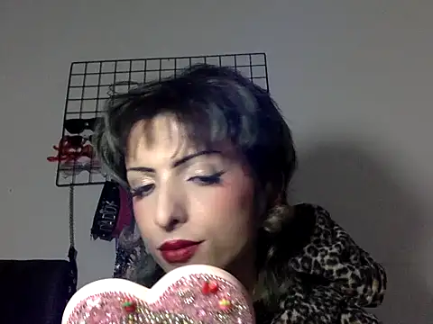 Show modela Hunter_cunty na web-kameri