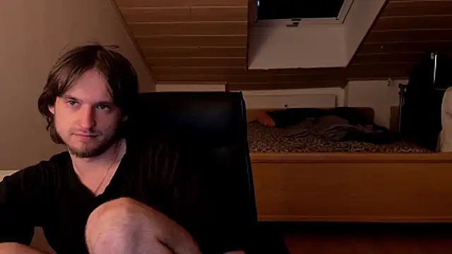 Bez3ybik Show in webcam