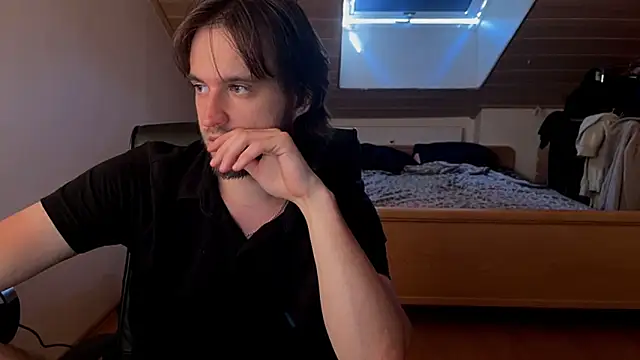 Show modela Bez3ybik na web-kameri