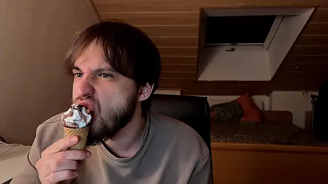 Bez3ybik Adlı Modelin Web Kamerası Şovu