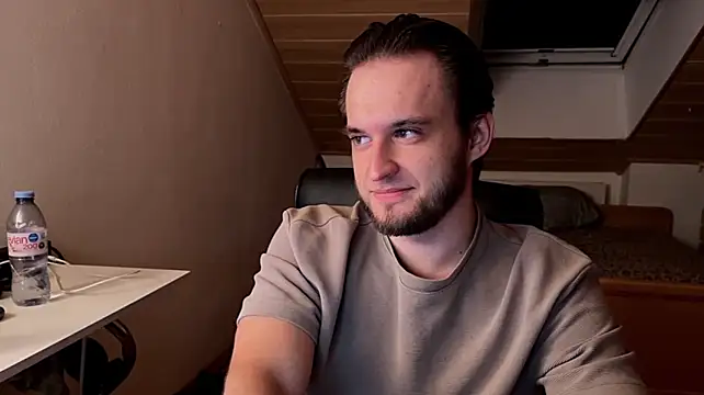 Show modela Bez3ybik na web-kameri