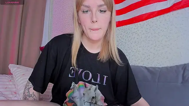 myrzilka Pertunjukan Webcam