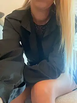 BrumeLove Adlı Modelin Canlı XXX Sohbeti