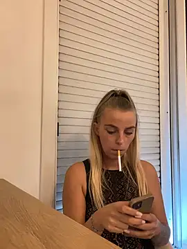 BrumeLove 라이브 XXX 채팅