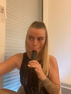 BrumeLove 라이브 XXX 채팅
