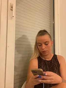 BrumeLove Adlı Modelin Canlı XXX Sohbeti