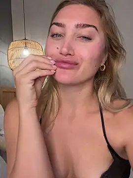 auriangel's Webcam Show
