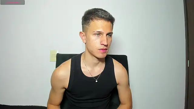 Show modela kevin_ahss na web-kameri