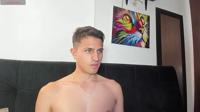Show modela kevin_ahss na web-kameri