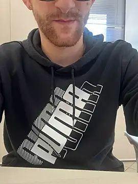 twinknerd95 Show Webcam