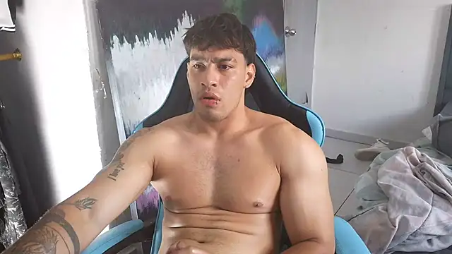 Pokazy przed kamerką – latin_party007