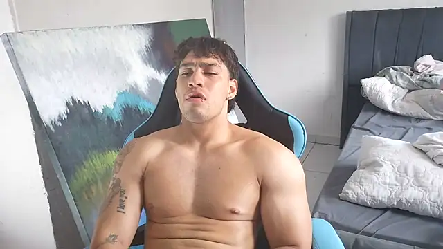 Show de latin_party007 na webcam