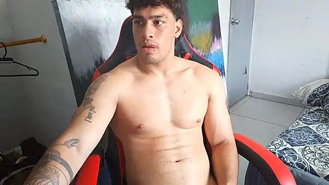 latin_party007 Show in webcam