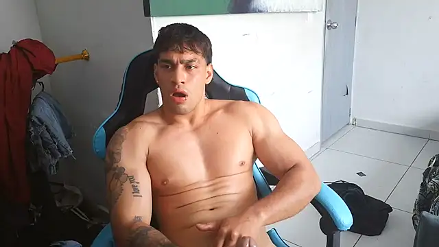 latin_party007 webcam show