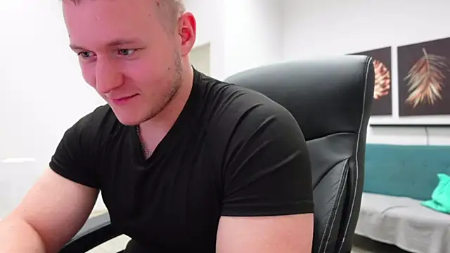 Pokazy przed kamerką – Richard_Dullas