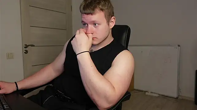 Richard_Dullas: вебкам-шоу