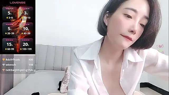 YIWA-2000 在線直播表演
