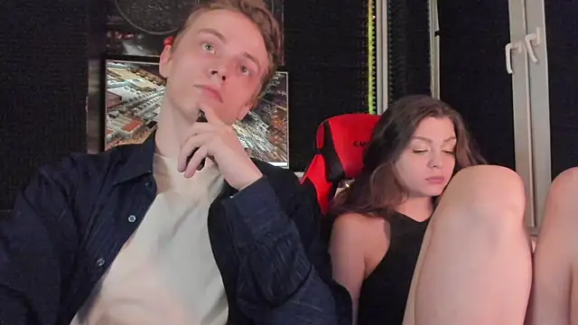 enker Show in webcam