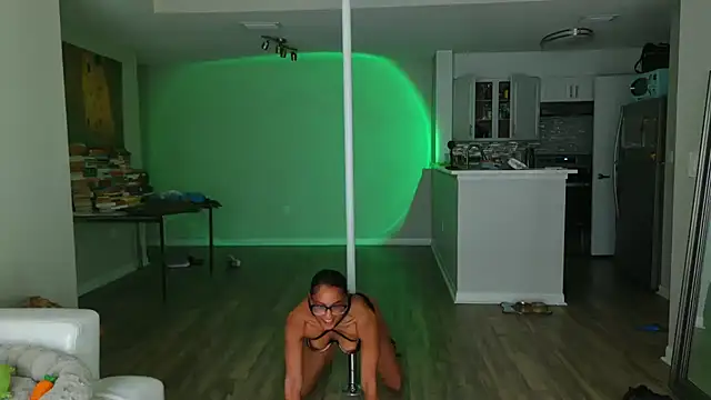 sexymsbrown Show in webcam