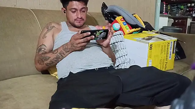 عرض كام titolovemilfs