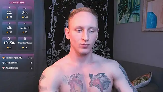 Show modela Marty_Ken na web-kameri