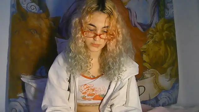 Apofenia Live XXX Chat
