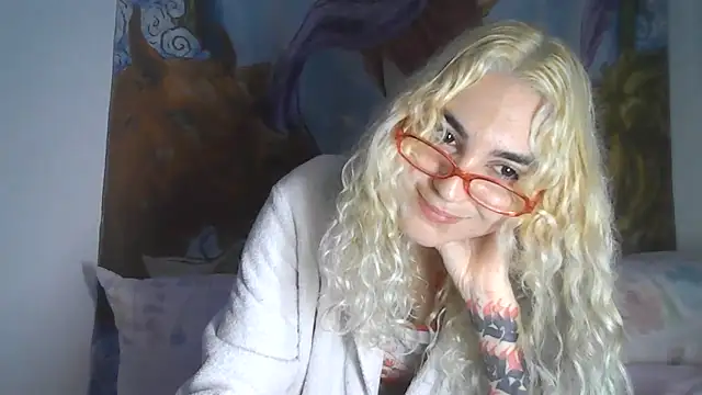 Apofenia's Live XXX Chat