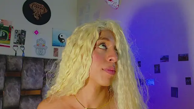 DannyPhantom555 Webcam Show