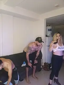 Show modela Ricofitness na web-kameri