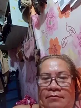 Sala de chat ao vivo de vickyhot1966