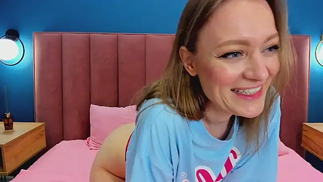 EvelynPoole Show in webcam