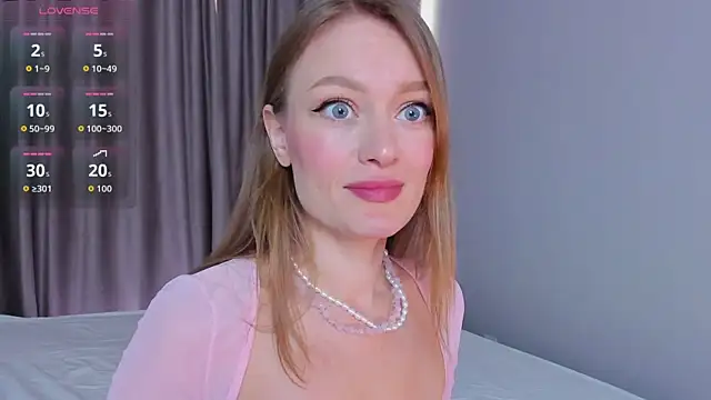 EvelynPoole's Webcam Show