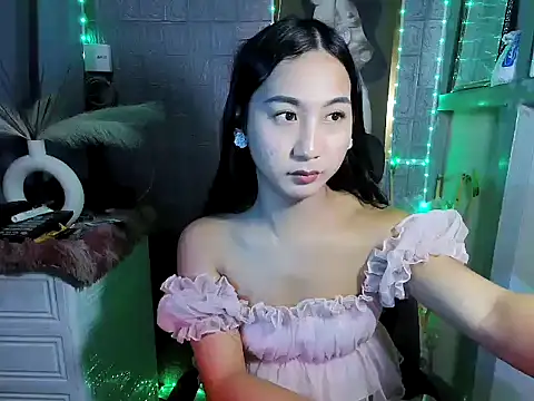 Nathalie_Smith19 Pertunjukan Webcam