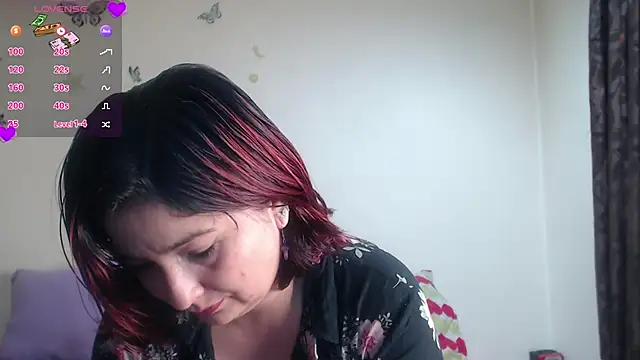 Chat +18 de evangeline_lover ao vivo