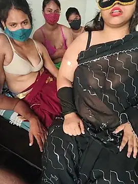 HeyShruti@xh Show Webcam