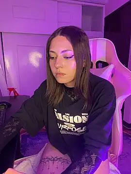 PrettyAmber live XXX chat