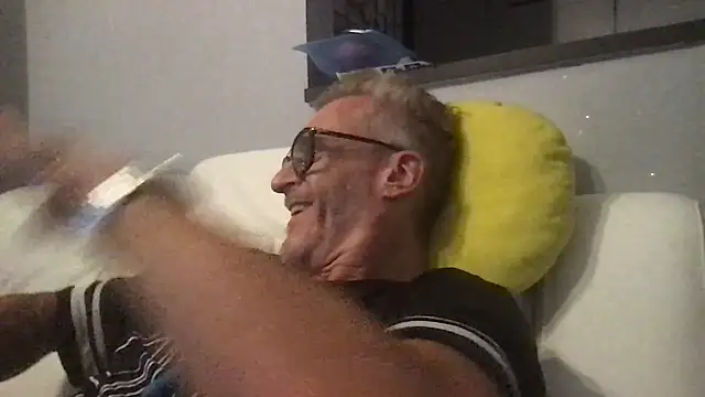 Axl_hot's Webcam Show