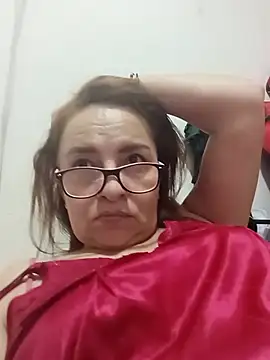 tany90's Live XXX Chat