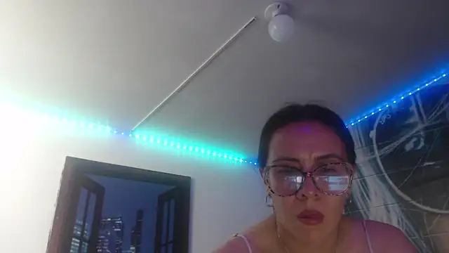 צ'אט XXX בשידור חי של Eva_mermaid
