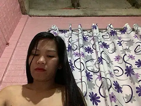 Cleo17's Webcam Show