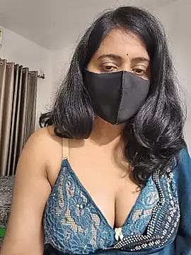 Cute-Maanvi's Webcam Show
