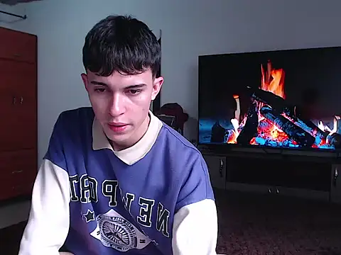 john_vichenso's Webcam Show