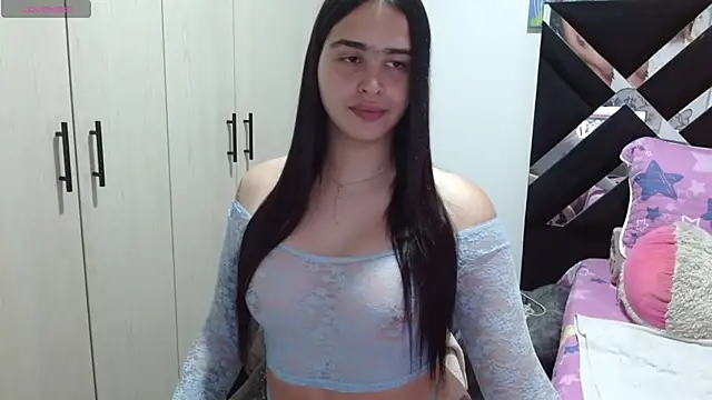 SarithaBunny Show in webcam