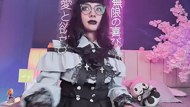 Show modela Shizuko_ na web-kameri