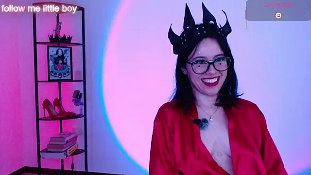 girldom's Webcam Show