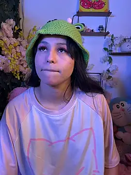 عرض كام Eymmy_24