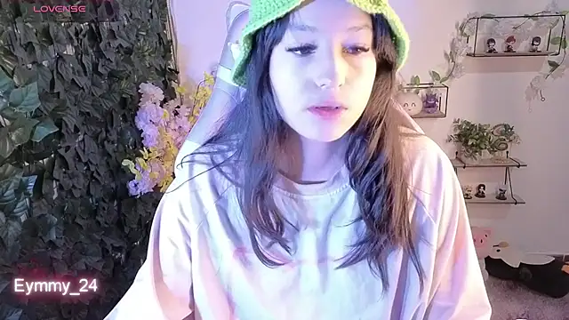Eymmy_24's Live XXX Chat