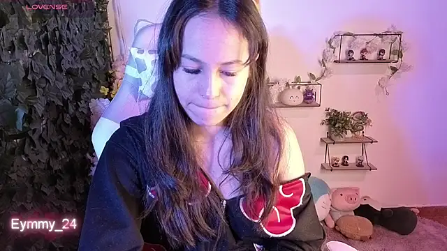 Eymmy_24's Live XXX Chat