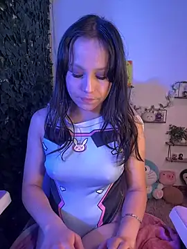 Eymmy_24's Live XXX Chat
