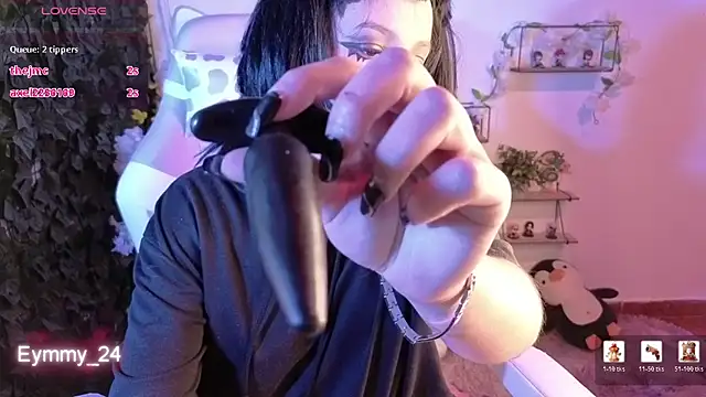 Chat +18 de Eymmy_24 ao vivo